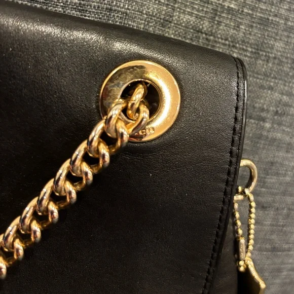 Vintage COACH Cassidy Crossbody Black Leather Shoulder Bag with Gold Hardware - Picture 10 of 16